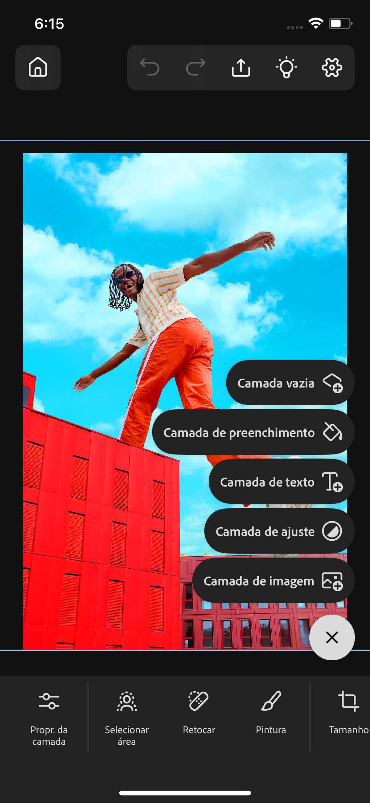O painel Adicionar abre, exibindo opções para adicionar uma camada vazia, camada de preenchimento, camada de texto, e muito mais. 