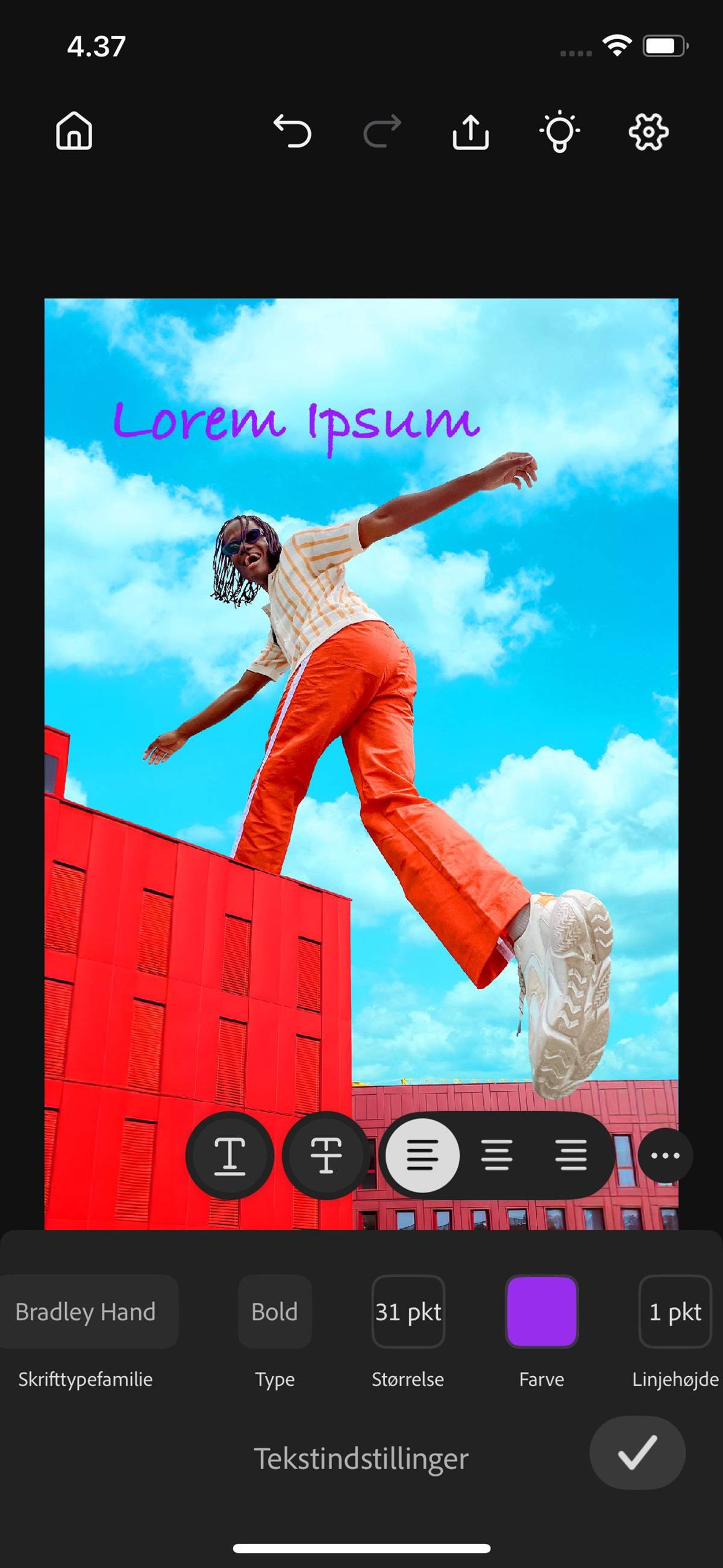 Tilføj et tekstlag for at tilføje en enkelt sætning eller et afsnit, og rediger teksten ved hjælp af tekstredigeringsmuligheden.