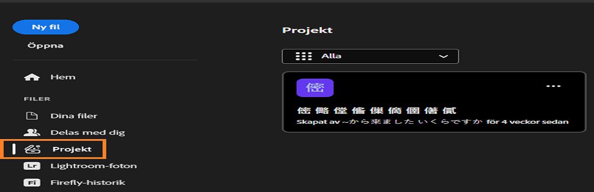 Photoshop-projektets arbetsyta visar vänster sidofält med alternativ som Hem, Lär dig mer, Dina filer, Delas med dig, Projekt, Lightroom-foton, Firefly-historik och Borttaget. Huvudområdet visar ett suddigt projektkort. 