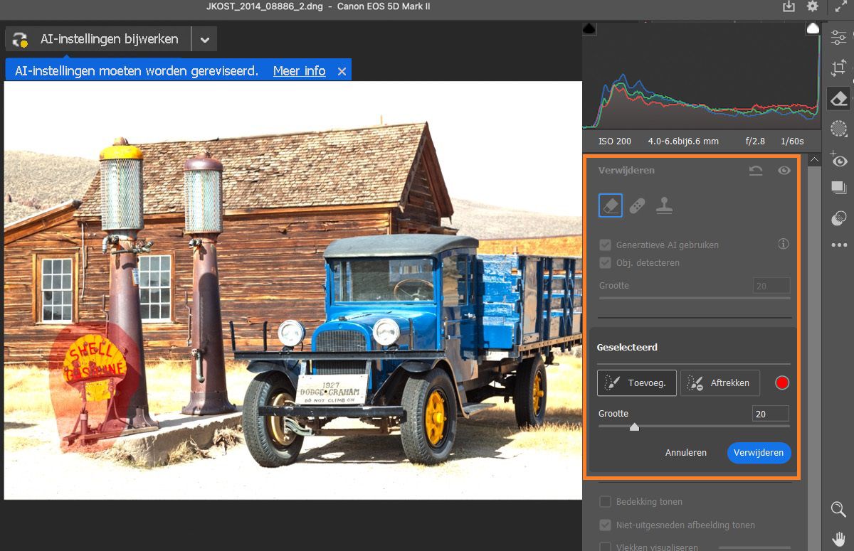 De tool Objecten detecteren in Lightroom is gemarkeerd. Met de tool Objecten detecteren wordt het mes geselecteerd.