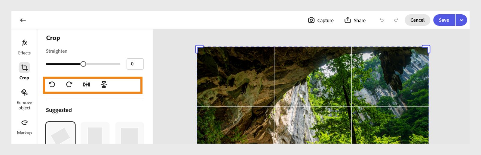 La partie gauche de l’interface affiche les options de recadrage, y compris les boutons de rotation et d’inversion de l’image, ainsi que les ratios de recadrage suggérés tels que Libre, Original et Carré. La partie droite montre votre image. 