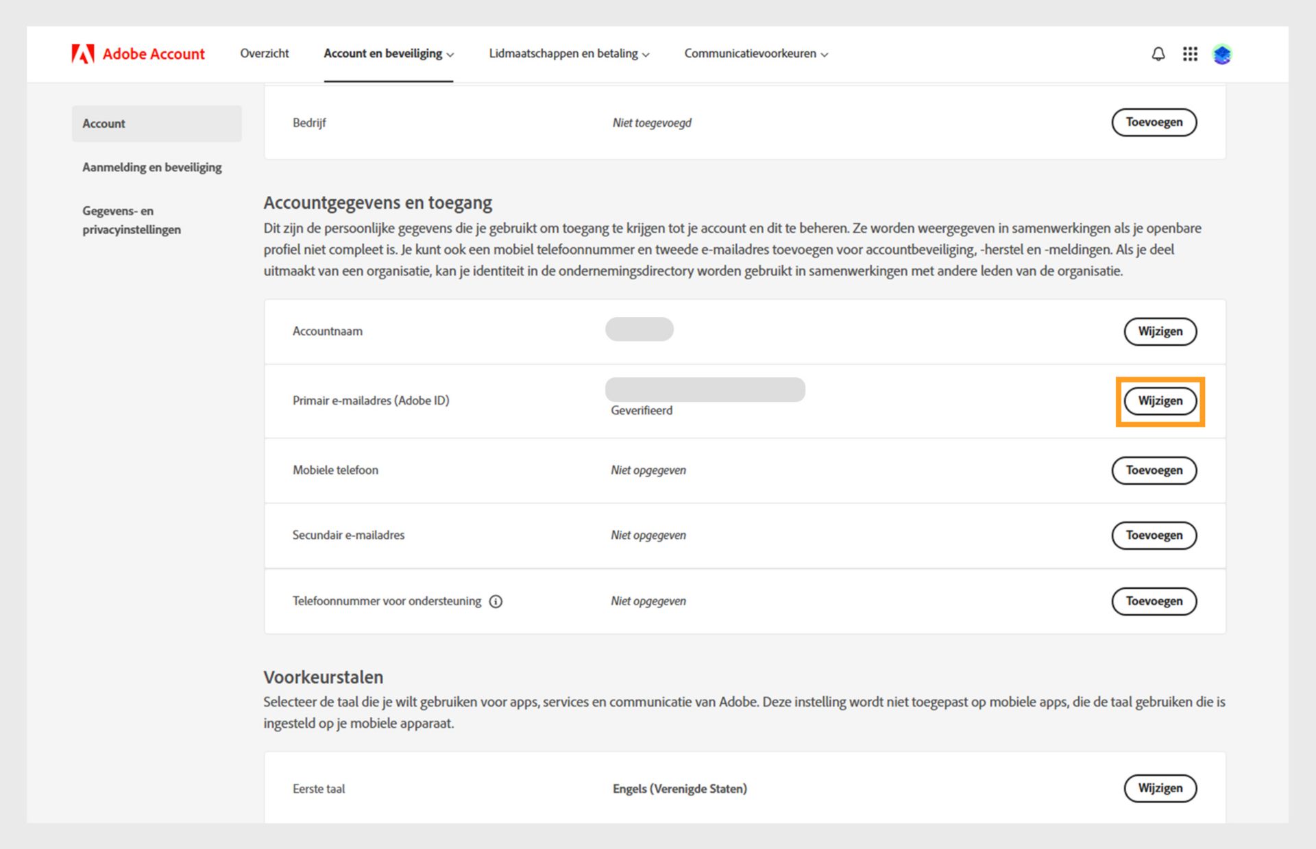 De pagina Account en beveiliging met opties om de accountnaam en het primaire e-mailadres of de Adobe ID te wijzigen en een telefoonnummer toe te voegen. tweede e-mailadres, Adobe-schermnaam, talen en bedrijf, en schakel naar de tabbladen Aanmelden, Beveiliging, Gegevens en Privacy. 