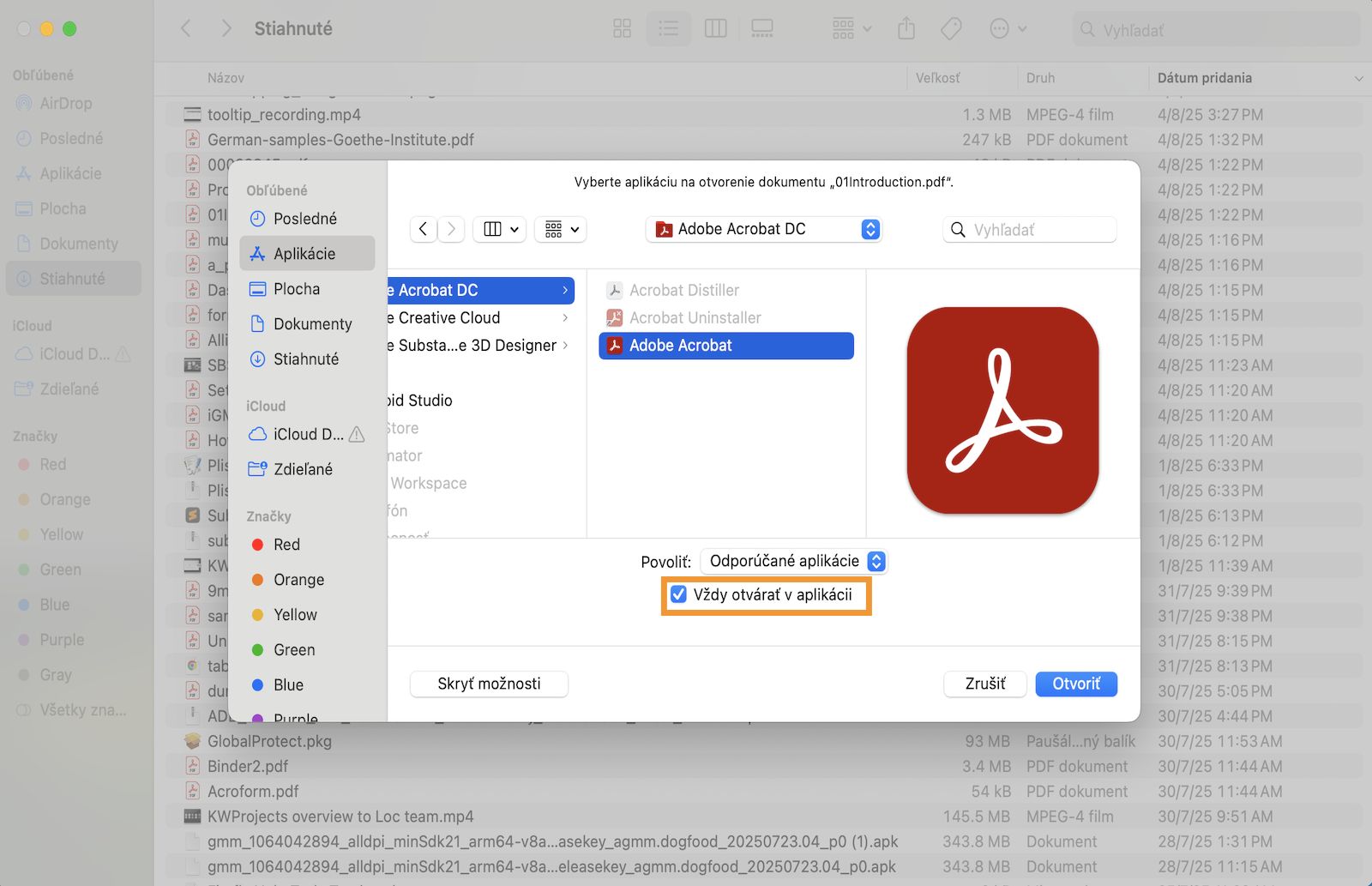 &quot;Dialógové okno „Otvoriť pomocou&quot; poskytuje možnosti výberu aplikácie na otvorenie súboru PDF a jej nastavenia ako predvolenej.