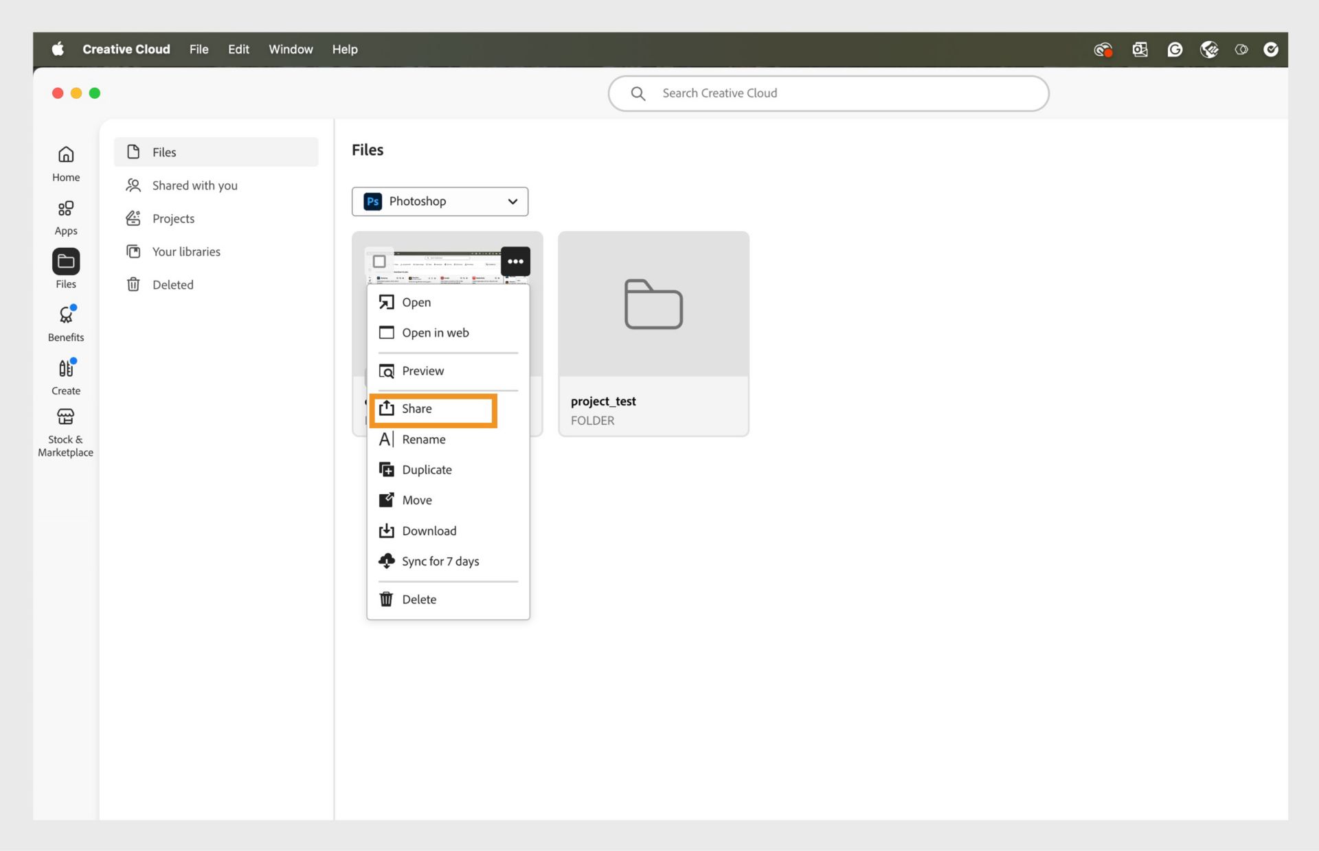 Aplicación de Creative Cloud mostrando un menú de options de archivo con la opción Compartir resaltada.