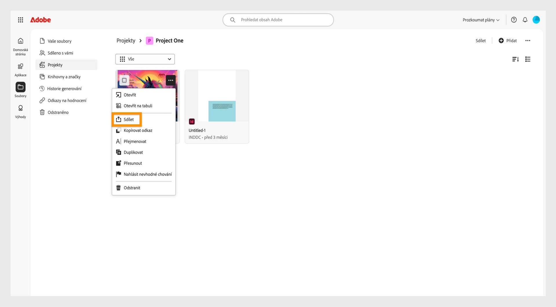 Rozhraní Adobe zobrazující seznam Projektů. Rozbalovací nabídka vedle miniatury Projektu zobrazuje možnost "Sdílet", která ukazuje, kde mohou uživatelé spravovat nastavení sdílení.