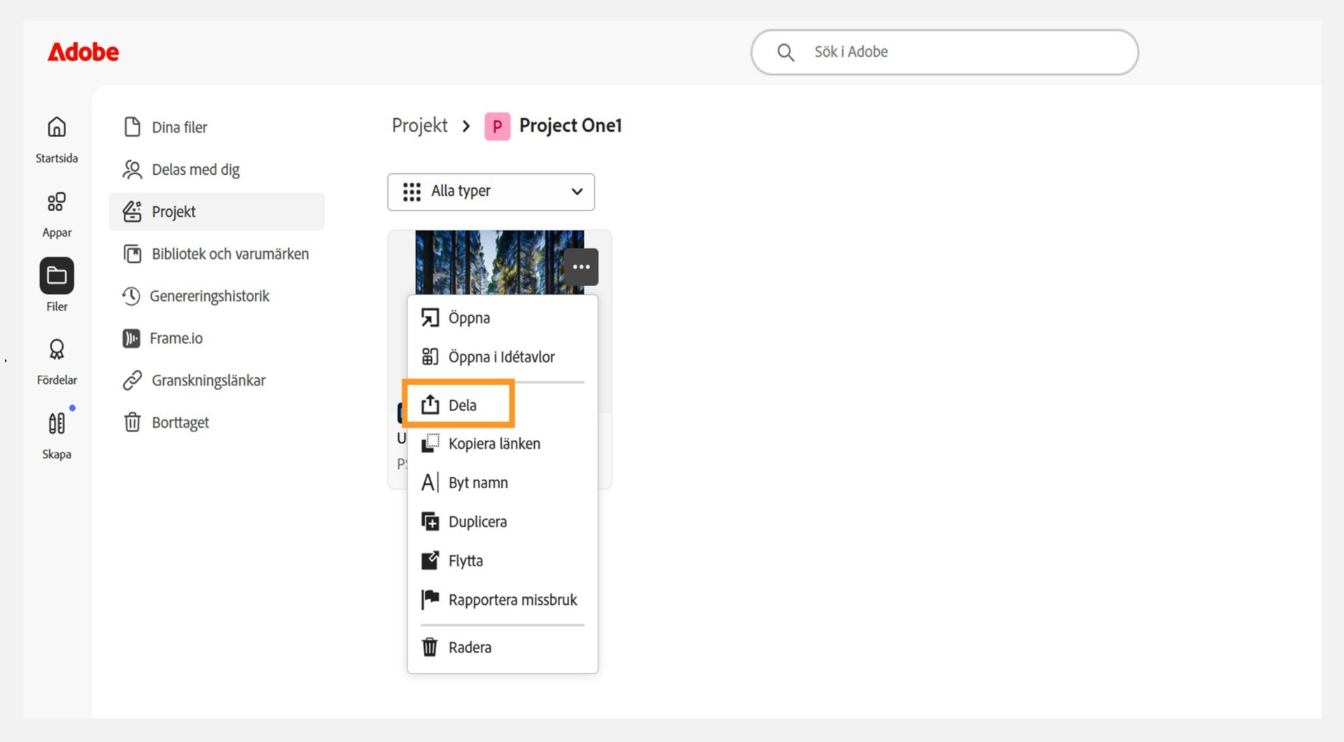 Adobe-gränssnitt som visar en lista över projekt. Rullgardinsmenyn bredvid en projektminiatyrbild visar alternativet "Dela", vilket indikerar var användare kan hantera delningsinställningar.