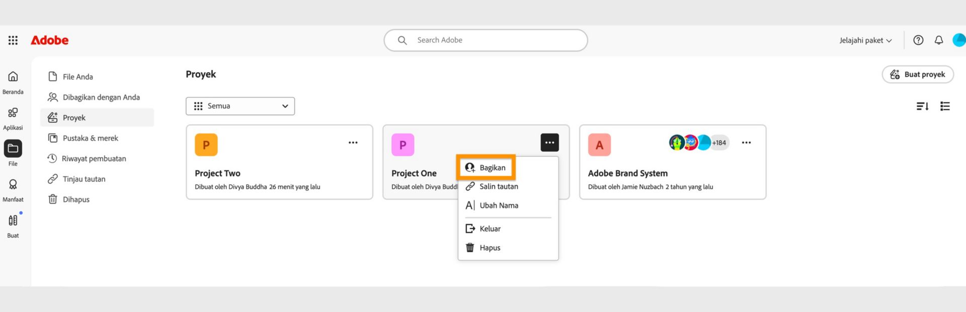 Antarmuka Adobe Creative Cloud menampilkan menu drop-down dengan opsi untuk berbagi, menyalin tautan, mengganti nama, meninggalkan, atau menghapus.
