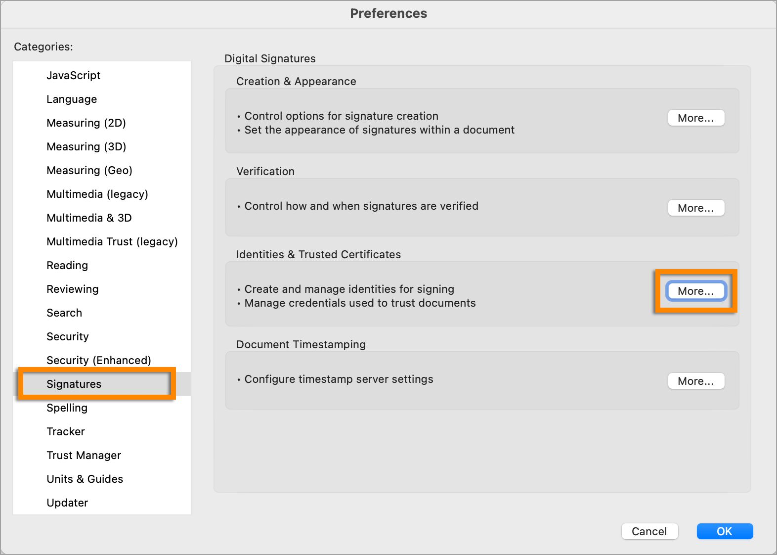Klik på Mere i placeringssektionen Identiteter og pålidelig