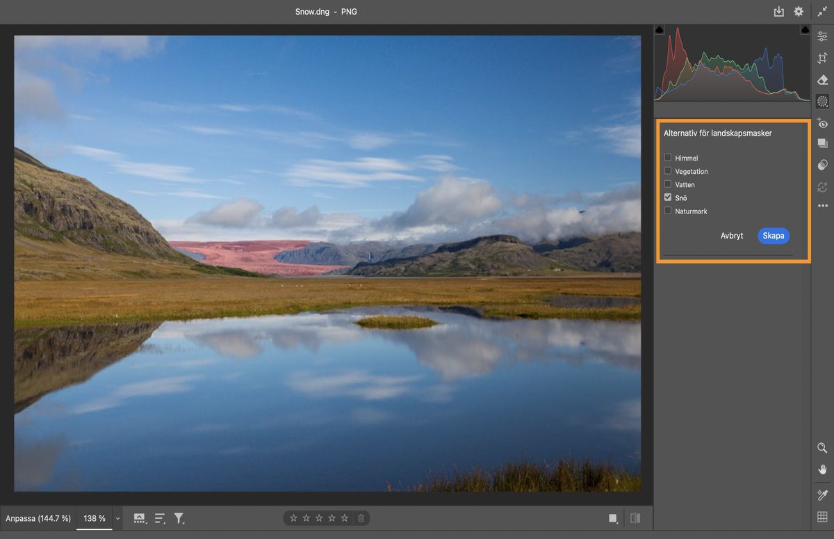 landskapsmaskeringsalternativ i ett foto av en sjö med berg och skog