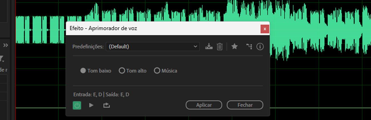 A caixa de diálogo do efeito Aprimorador de voz está aberta e há controles para selecionar um tipo de voz, ajustar clareza, presença e calor, e escolher entre perfis de aprimoramento predefinidos.