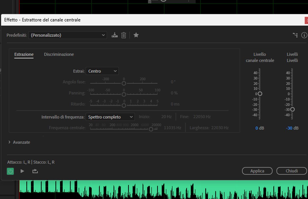 La finestra di dialogo dell'effetto Center Channel Extractor è aperta e sono disponibili le opzioni Extraction e Discrimination per utilizzare e regolare le impostazioni.