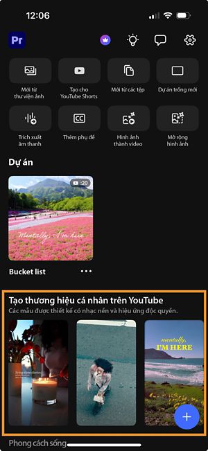 Premiere trên màn hình chính iPhone hiển thị thư viện mẫu "Tùy chỉnh cho YouTube" gồm các mẫu video có thể phối lại.