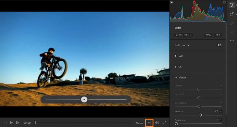 O ícone de aparar no canto inferior direito do painel Linha do tempo.