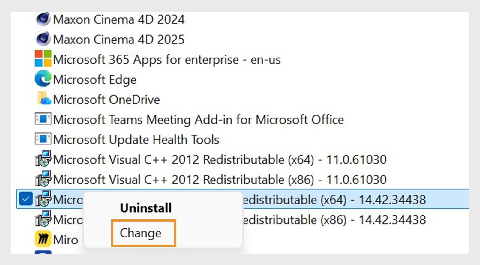نافذة البرامج والميزات تُظهر Microsoft Visual C++ Redistributable مع تمييز خيار التغيير.