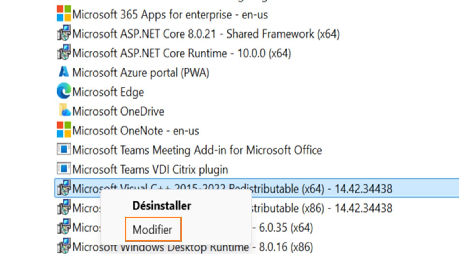 La fenêtre Programmes et fonctionnalités affiche Microsoft Visual C++ Redistributable avec l’option Modifier mise en évidence.