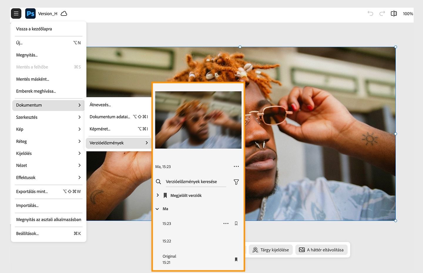 A Verzióelőzmények panel megjeleníti a dokumentum verzióit, amelyek könnyen visszaállíthatók további szerkesztéshez.